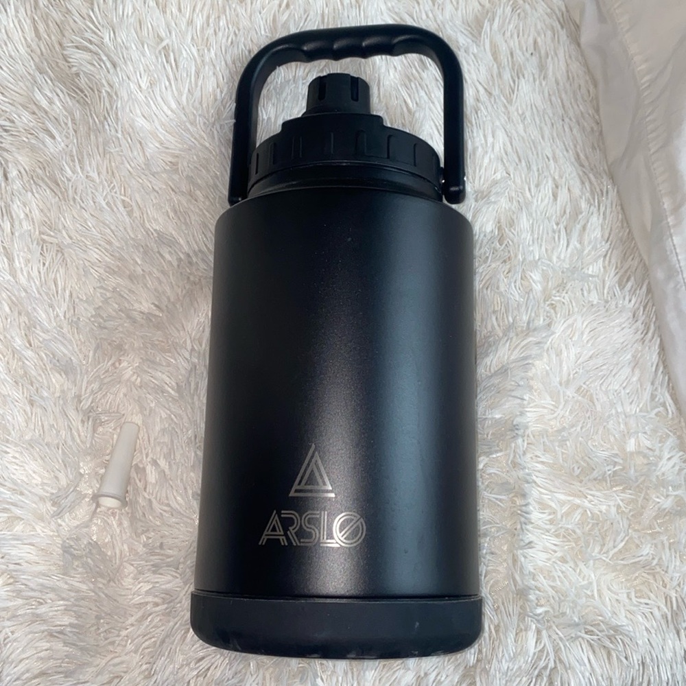 1 gallon ARSLO stainless steel water bottle